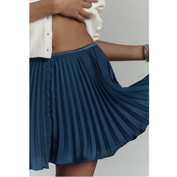 NWT Size L - Anthropologie Silky Skorts with built in shorts (NWT US$ 128) - Picture 4 of 16